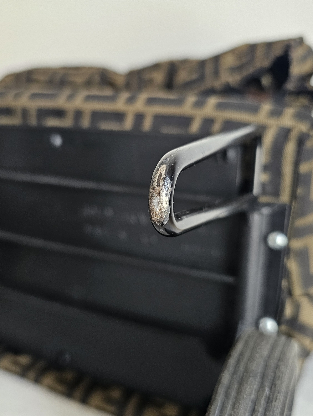 🔥 RARE - FENDI Rollie 🔥 - Picture 9 of 15